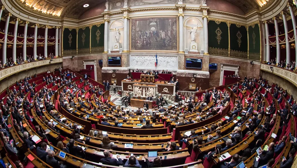 France : l'Assemblée fait tomber le gouvernement de François Bayrou