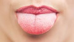 Ce que votre langue dit de votre santé (selon les médecins) !