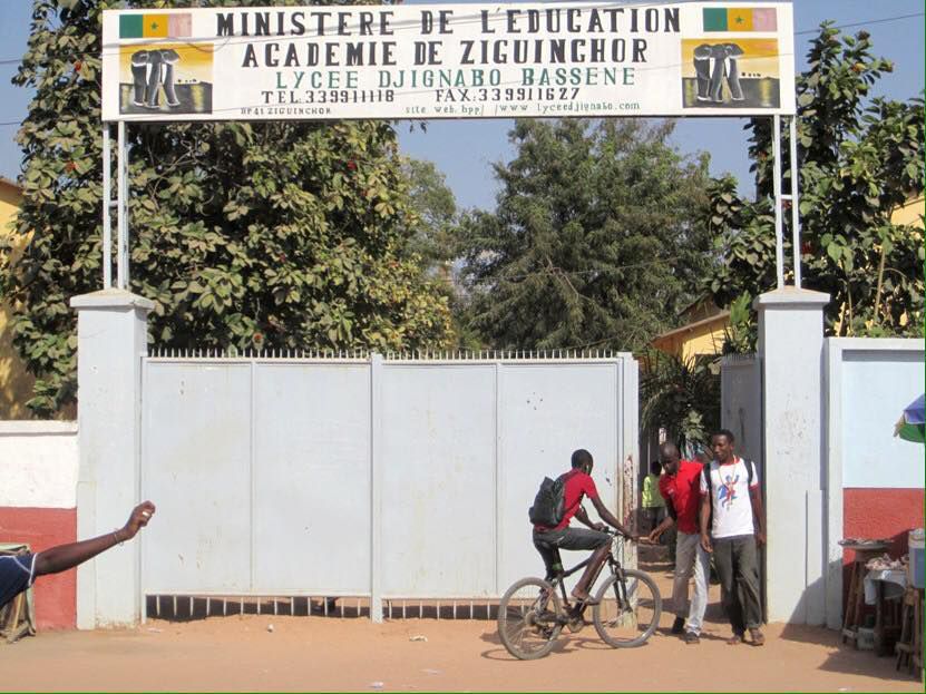 Lycée Djignabo : des candidats au BAC incendient le bureau du surveillant...