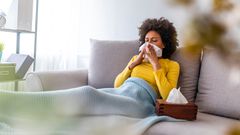 Eternuements, nez qui coule : pourquoi vos allergies empirent en janvier