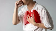 Cancer du poumon : ce symptôme matinal à ne jamais ignorer !