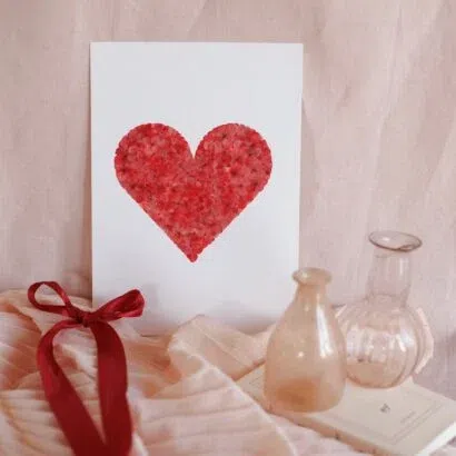 Saint-Valentin 2025 : ces délicates attentions à offrir à votre moitié pour faire briller sa flamme