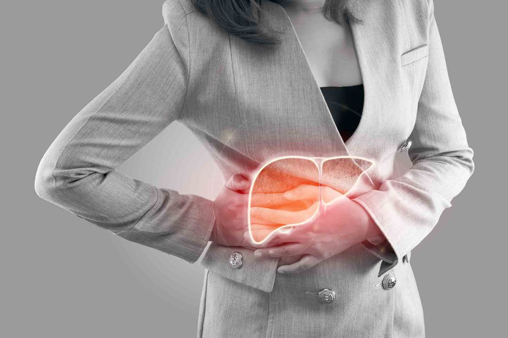 Cancer du pancréas : cette douleur banale du dos doit alerter !