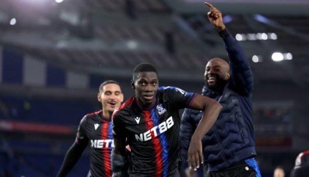 Ismaila Sarr offre la victoire à Crystal Palace