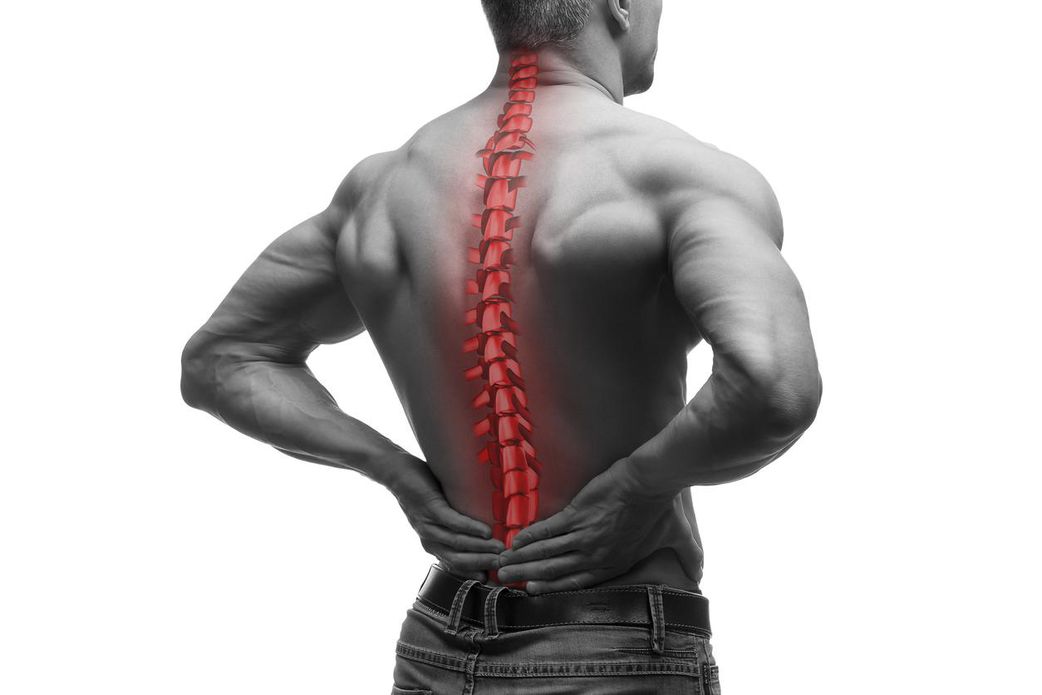 Douleurs bas du dos : 4 astuces pour se soulager !
