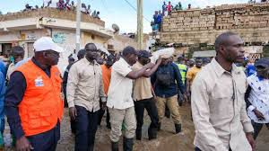 Thiaroye : Le Président Bassirou Diomaye Faye annonce un plan durable contre les inondations