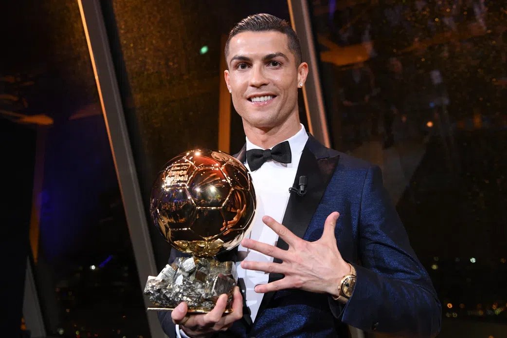 Ballon d'Or : le vainqueur désigné lundi, Ousmane Dembelé recompensé ?