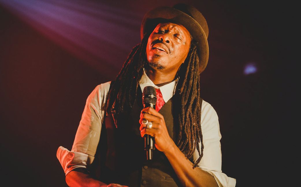 Fada Freedy, la triste histoire derrière sa belle voix