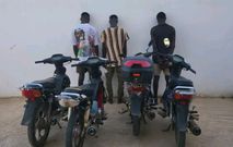 Jaxaay : Le frère de sa copine lui dérobe sa moto XMAX en plein match Sénégal–Mauritanie