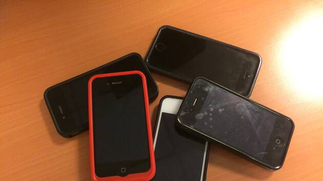 Le « policier » d’une unité anti-drogue était (aussi) un voleur de téléphones