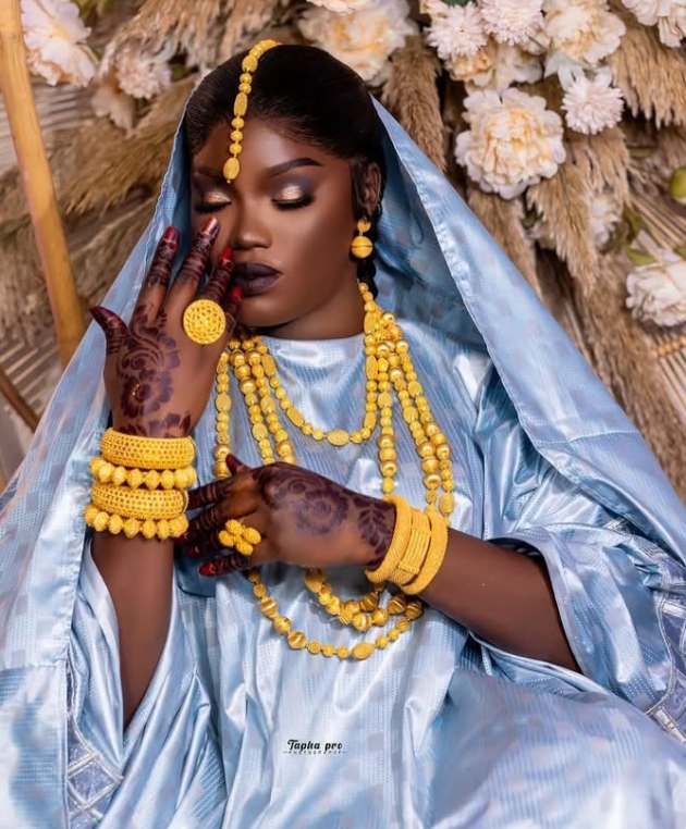 Al Khayri : Mamy Cobra célèbre son remariage dans un somptueux « Henné Time » (photo)