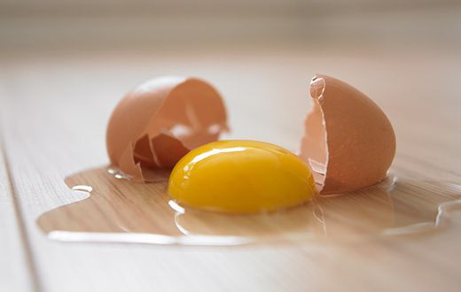 How to easily tell if an egg has gone bad [PhysiciansCommittee]