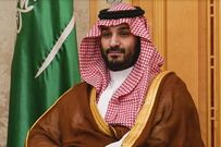 Le prince héritier saoudien Mohammed ben Salmane tente souvent de présenter le visage moderne de son royaume, mais l'application de la peine de mort et d'autres mesures entachent souvent cette image. Ici, à Riyad,lors d'une visite du chef de la diplomatie américaine Antony Blinken, le mercredi 23 octobre 2024. (© Nathan Howard / AP)