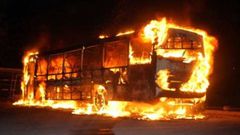 bus en feu