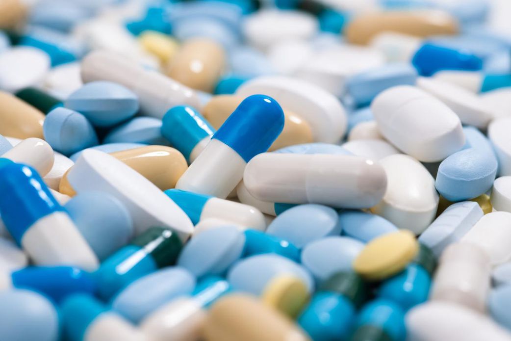 Trop de médicaments, trop de risques : ce que révèle l’étude !