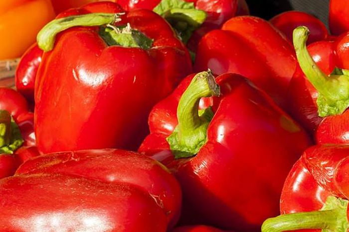 Le poivron rouge contient un punch sain de vitamine C