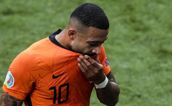 Memphis Depay éliminé avec les Pays-Bas en 8e de l'Euro 2021