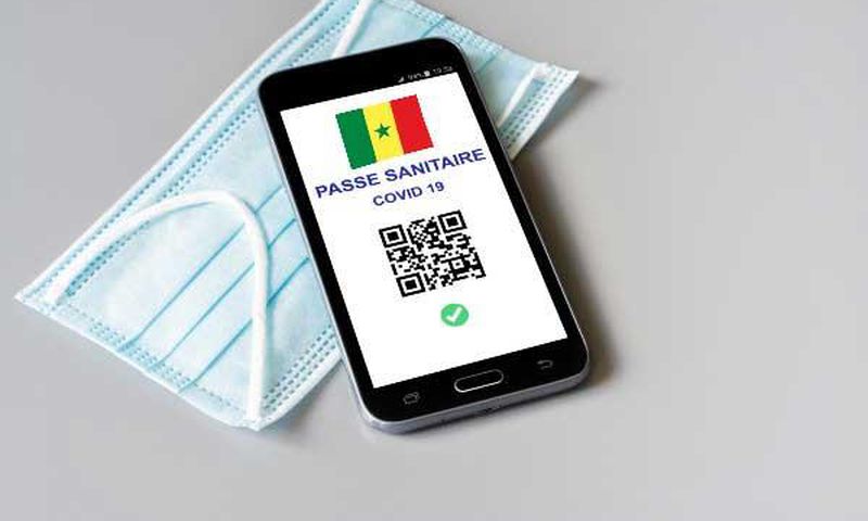 pass-sanitaire-lena-constantin-adobestock-438005998
