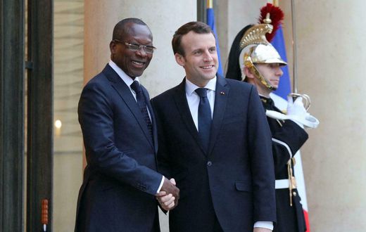 Macron-Talon