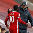 Liverpool manager Jurgen Klopp speaks with Sadio Mane