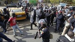 COVID-19: Affrontements au Sénégal sur le couvre-feu