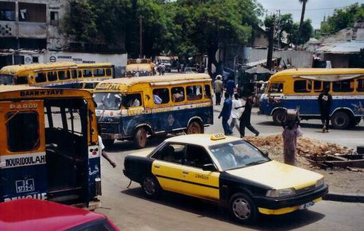 Dakar-taxi-car-rapide