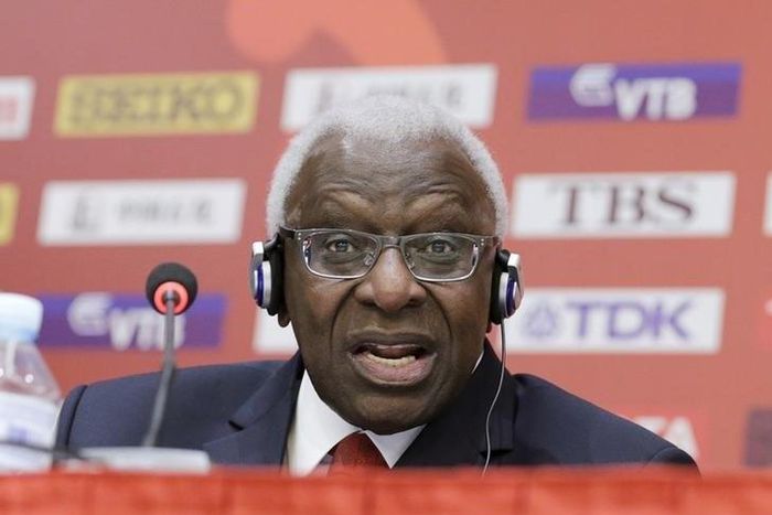 Outgoing President of International Association of Athletics Federations (IAAF) Lamine Diack answers a question at a news conference in Beijing, August 20, 2015. REUTERS/Jason Lee