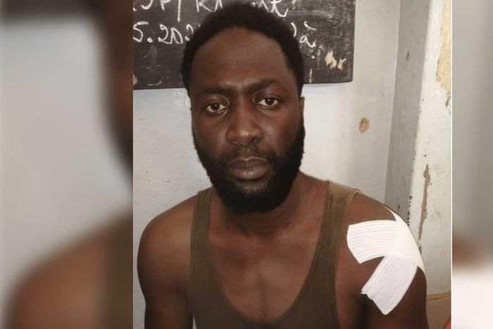 Kilifeu-blesse-à-l'epaule