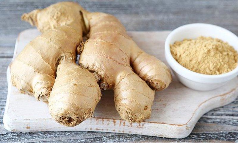 Voici 3 façons d’utiliser du gingembre pour votre peau et vos cheveux