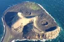 Surtsey, Iceland. [boredpanda]