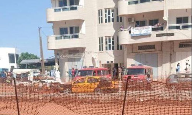 un medecin tue ses trois enfants et se suicide