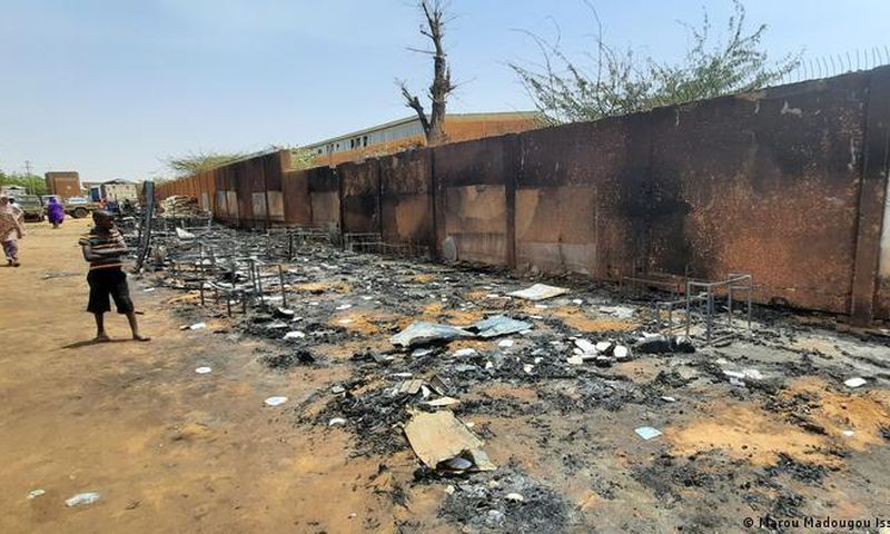 Incendie Niamey ecole