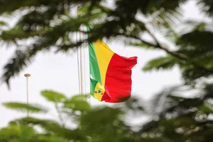 Drapeau en berne Sénégal deuil national