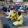 Des musulmans à la prière de l'Aid El Fitr