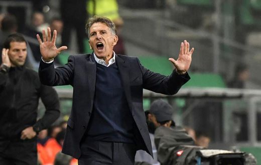 Claude Puel beat Lyon in his first game in charge of Saint-Etienne, but his team head into the return fixture in desperate form