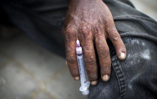 rapport-la-consommation-de-drogues-chez-les-personnes-agees-a-augmente