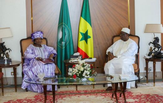 La présidente du HCDS Innocence Ntap Ndiaye en compagnie du président Macky Sall