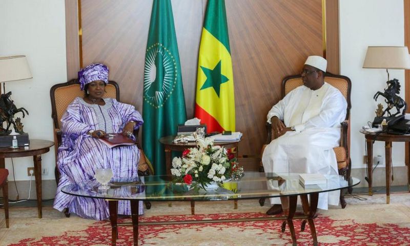 La présidente du HCDS Innocence Ntap Ndiaye en compagnie du président Macky Sall
