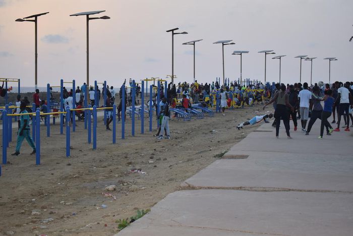 A Dakar, le parcours de la corniche est très prisé par les citoyens les après-midi et les weekends