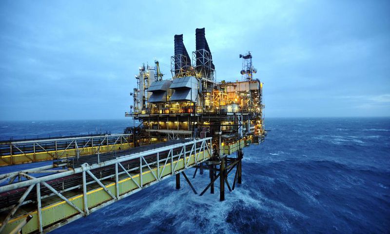 plateforme pétrolière