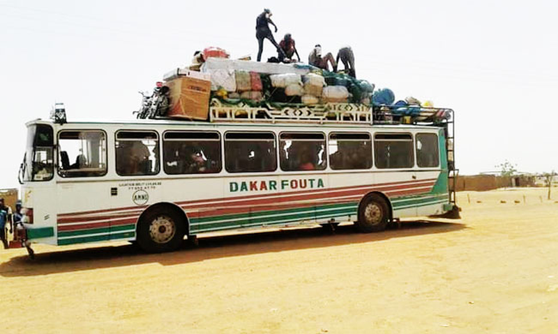 Un bus en provenance du Fouta