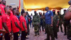 Remise de drapeau aux joueurs guinéens