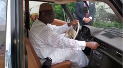Le président Macky Sall est passionné de véhicules de collection