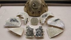 Covid-19: Un bijoutier confectionne le masque le plus cher au monde à 1,5 millions de dollars
