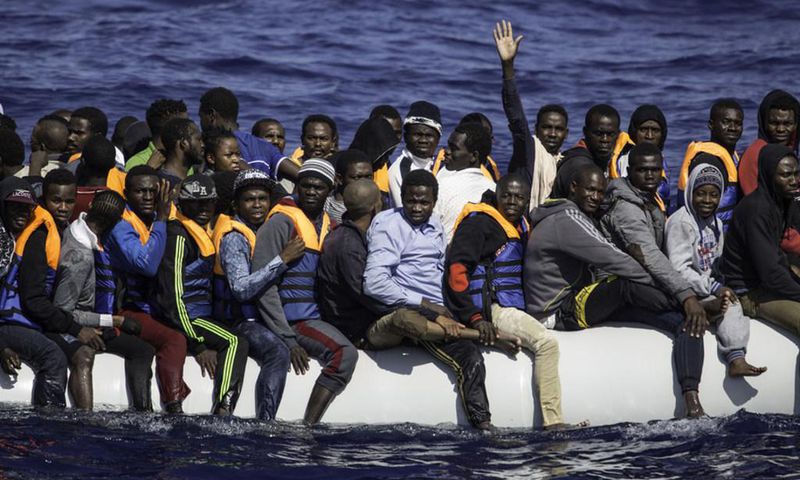 migrants