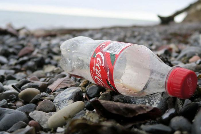 image 1044304 20201209 ob 7c6e6a une-coca-bouteille