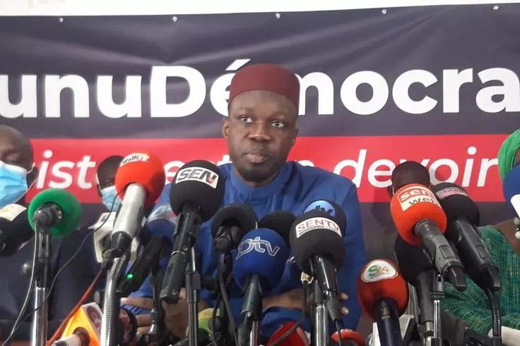 Ousmane Sonko en conférence de presse