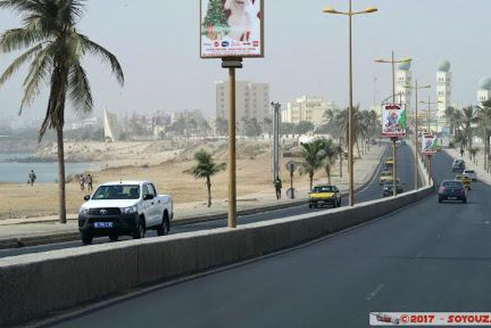 Dakar, route de la corniche ouest