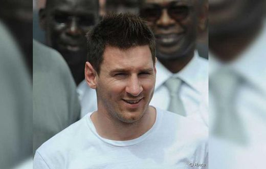 Lionel Messi lors d'un voyage humanitaire au Sénégal