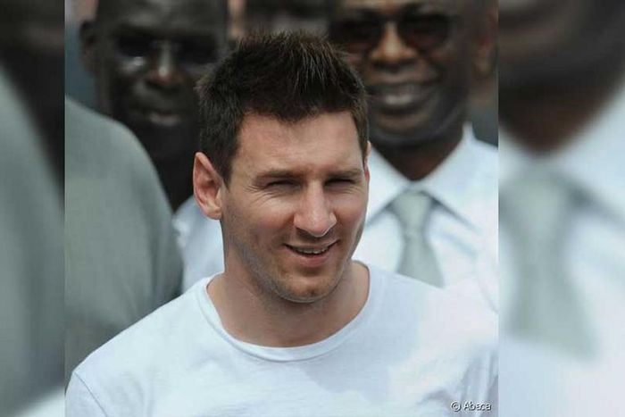 Lionel Messi lors d'un voyage humanitaire au Sénégal
